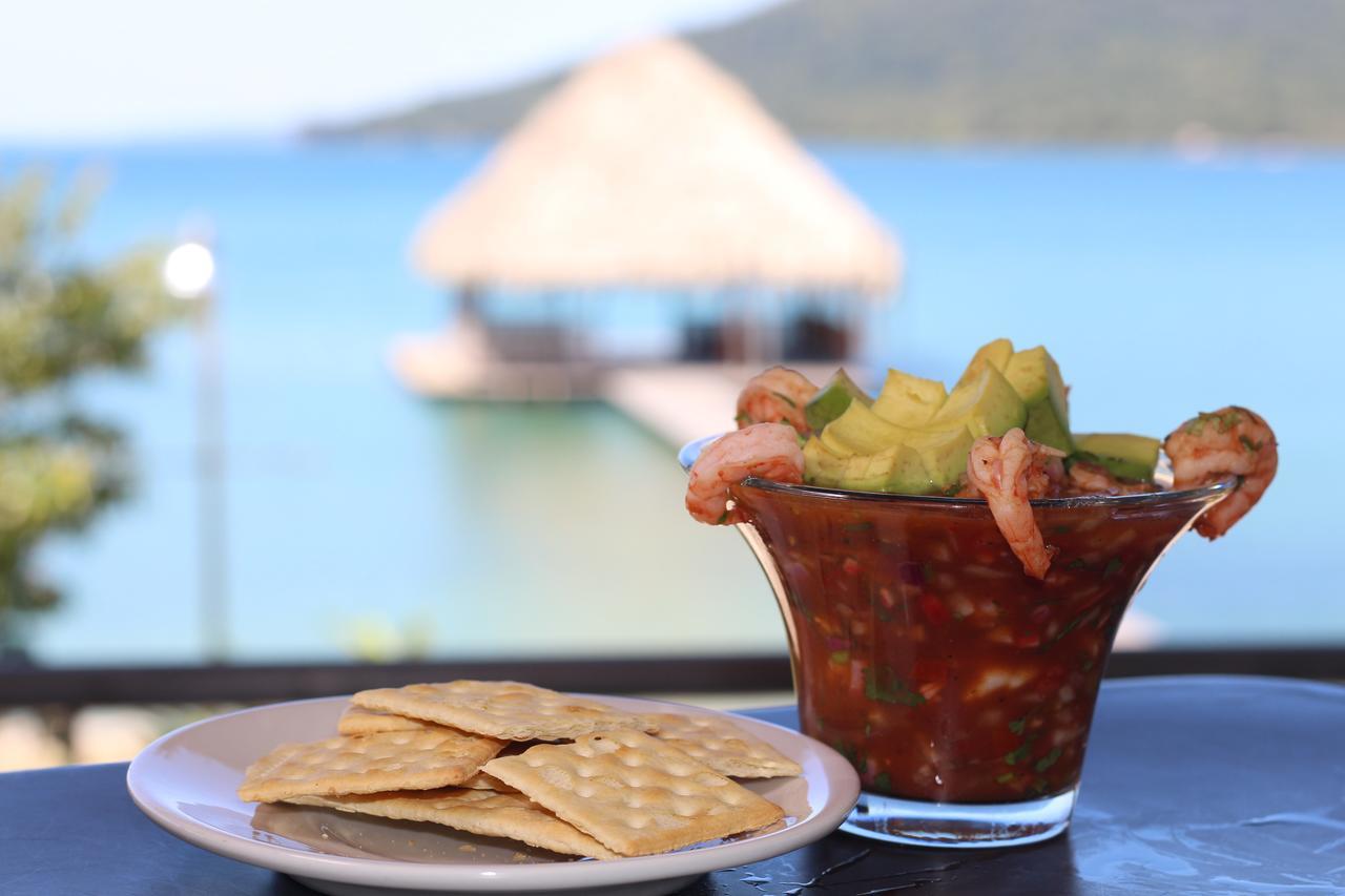 Hotel Y Restaurante El Muelle Ель-Ремате Екстер'єр фото